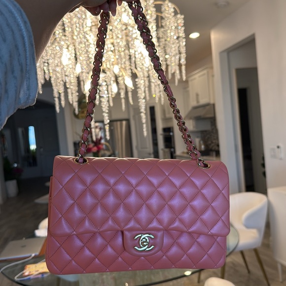 Chanel medium lamb skin classic flap bag - Picture 6 of 17
